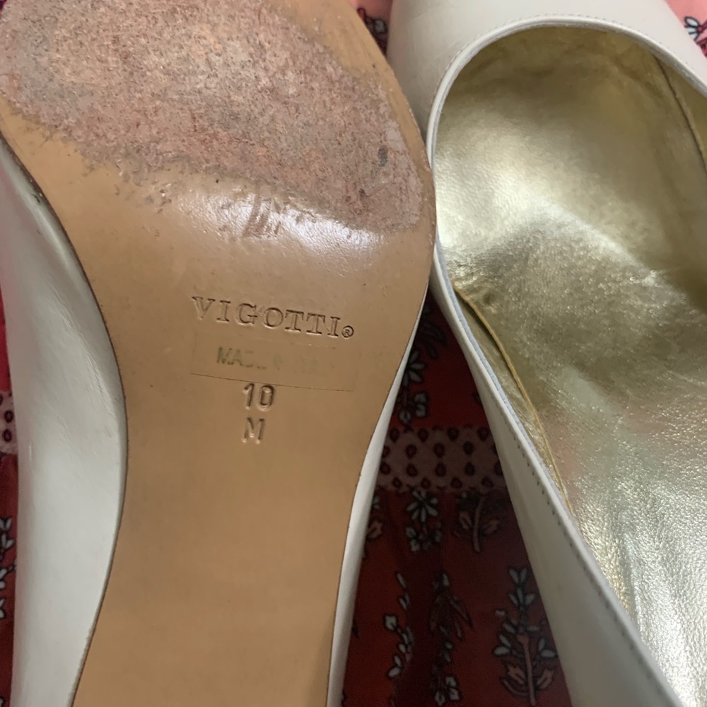 Vigotti Women's Off-White Heels